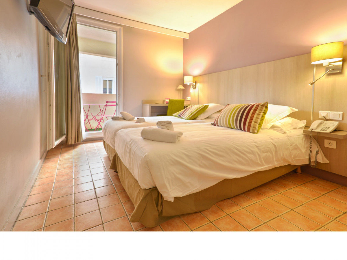 13T1000075_4_HD.jpg - © Inter Hôtel Cassitel 13T1000075_4_HD.jpg