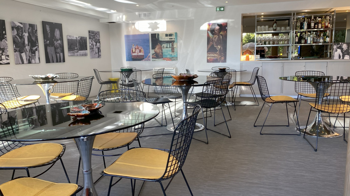 SALLE PETIT DEJEUNER SALLE PETIT DEJEUNER