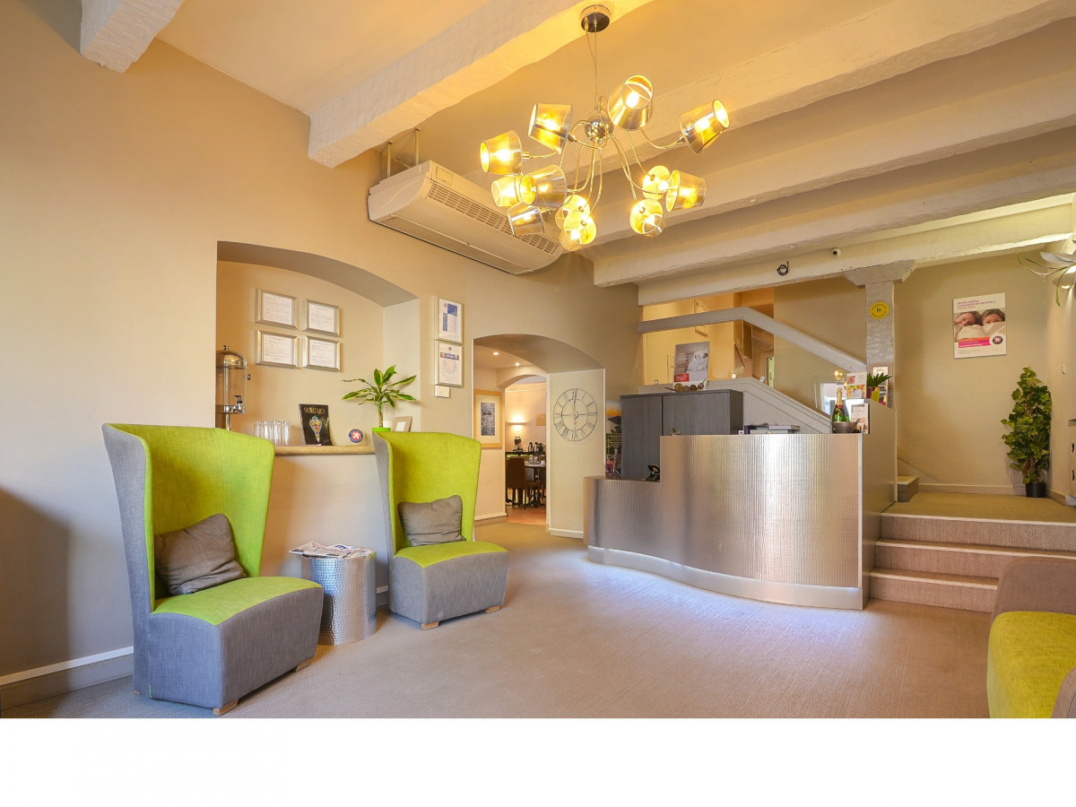 13T1000075_9_HD.jpg - © Inter Hôtel Cassitel 13T1000075_9_HD.jpg