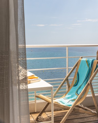 Hotel de la Plage Mahogany à Cassis Hotel de la Plage Mahogany à Cassis