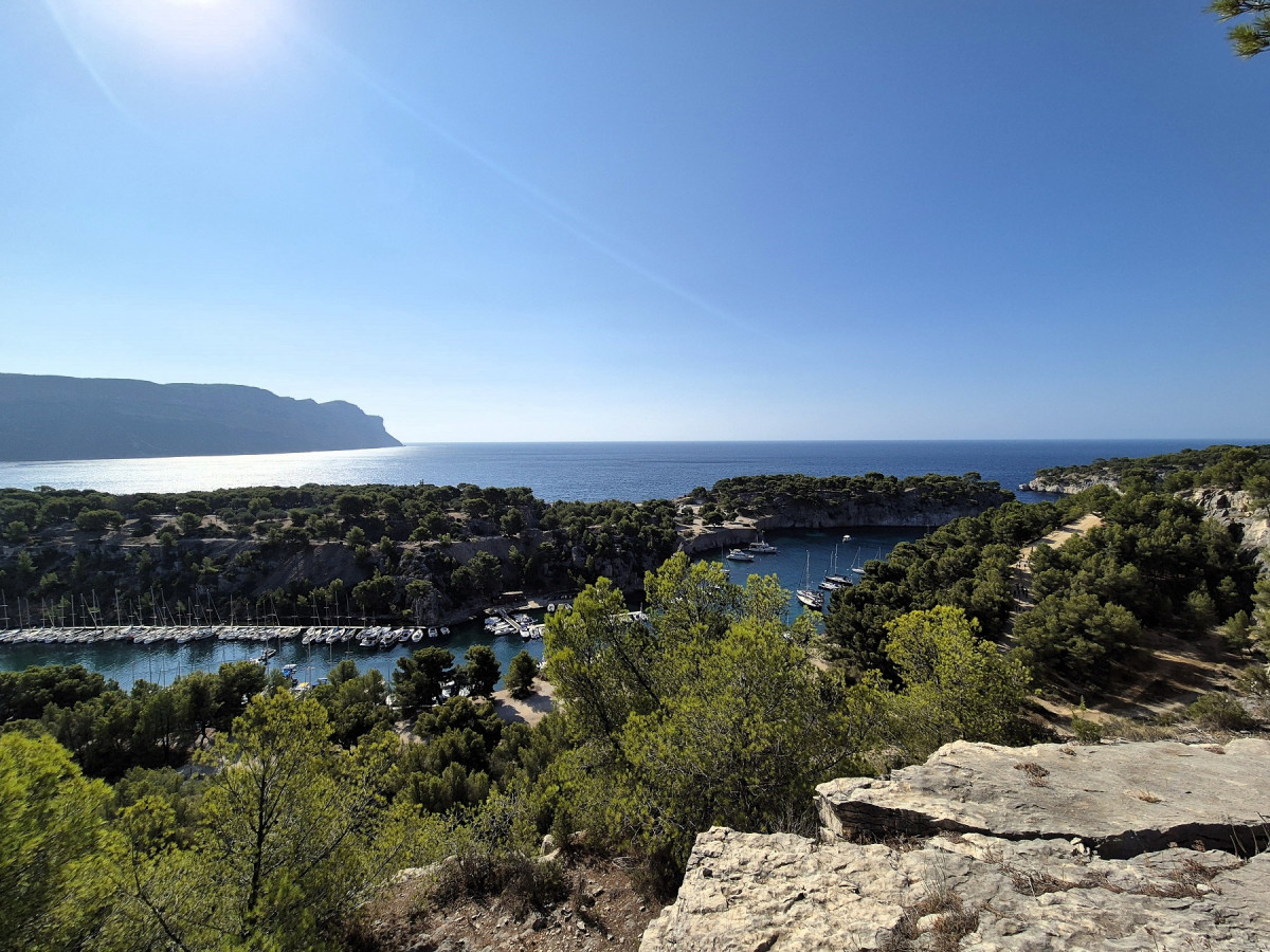 Tour by electrical mountain bike 3H - Calanques National Park - © TROLIB Tour by electrical mountain bike 3H - Calanques National Park