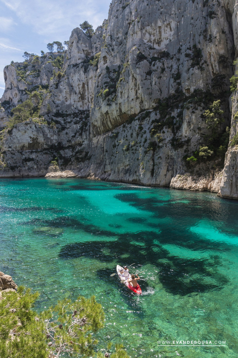 Sea kayak tour 4h in the Calanques with LOKAYAK Sea kayak tour 4h in the Calanques with LOKAYAK