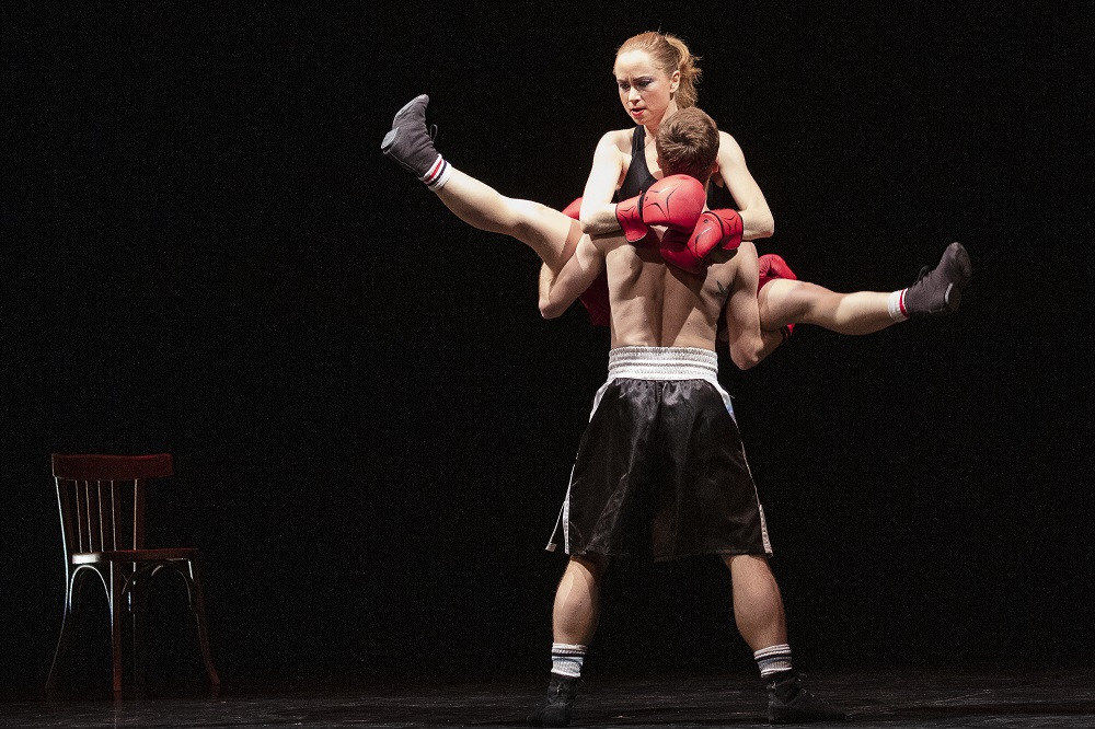 13 June 2026 in Cassis : Dance on the Esplanade: Three Ballets by Christine Colombani – Acontretemps Company - © Jean-Paul Cotte 13 June 2026 in Cassis : Dance on the Esplanade: Three Ballets by Christine Colombani – Acontretemps Company
