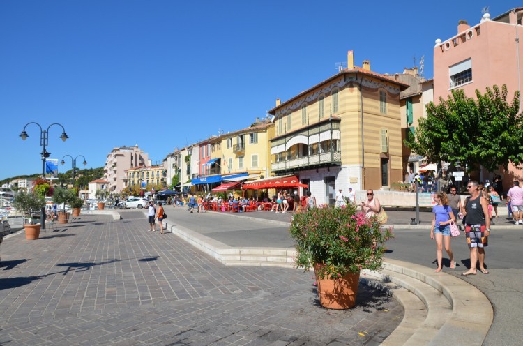 Guided tour: Discovering Cassis Guided tour: Discovering Cassis