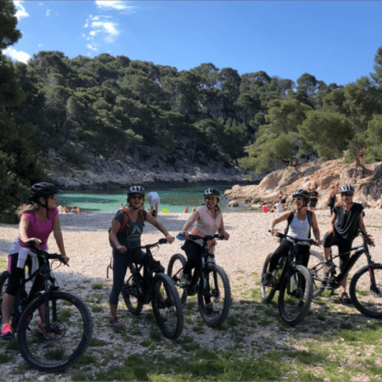 A VTT électrique : Visite des calanques (2 heures) avec Calank Bike