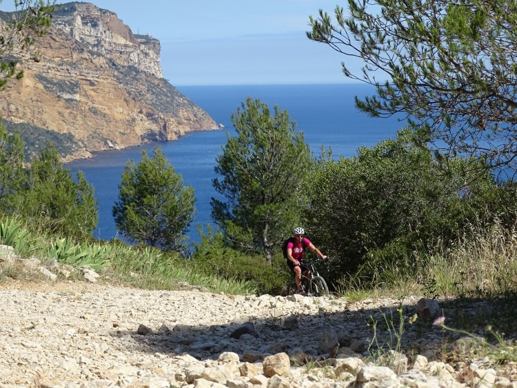 Tour by electrical mountain bike 3H - Calanques National Park