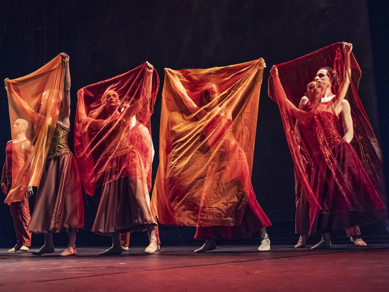 13 June 2026 in Cassis : Dance on the Esplanade: Three Ballets by Christine Colombani – Acontretemps Company