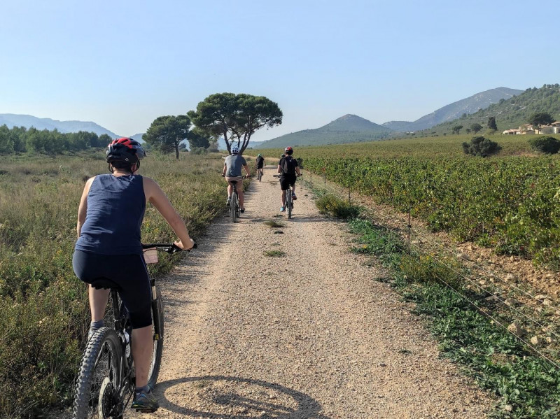 Location de E-VTT 1/2 journée sur Cassis et Parc national des Calanques