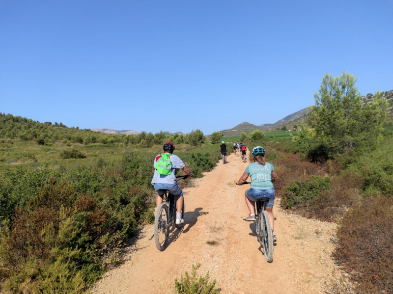 1/2 day mountain bike hire in Cassis France and the Calanques National Park