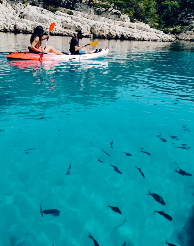 Sporty sea kayak tour 6H in the Calanques with LOKAYAK