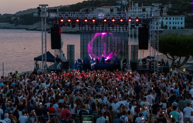 Rooftop Cassis : DJ Mont Rouge - Arless - Lorenzo Ausilia le 29 aout 2026 à Cassis