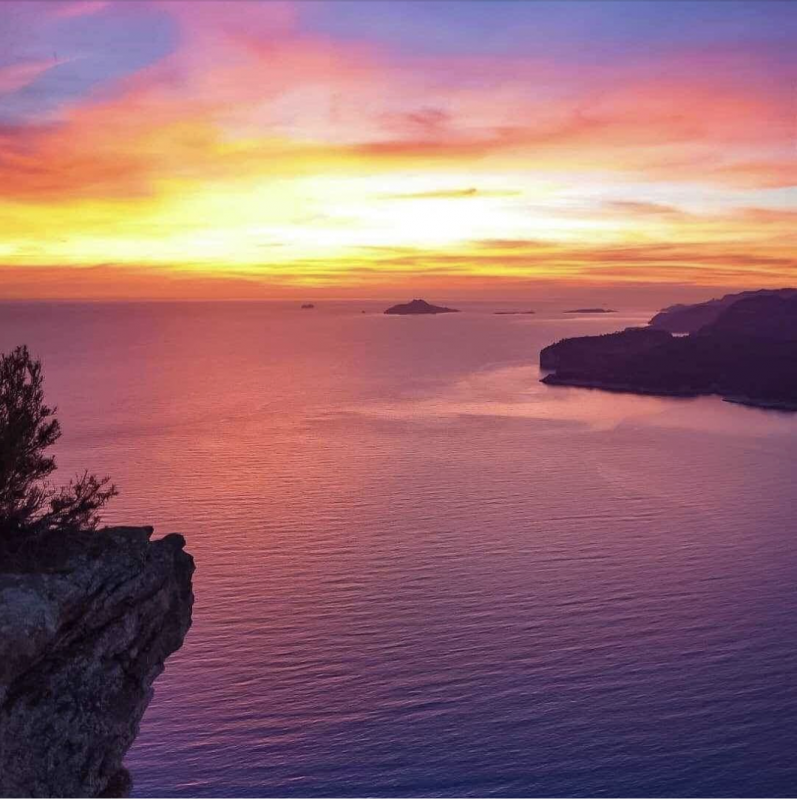 Sunset Tour Cap Canaille 1H30 en buggy électrique à Cassis